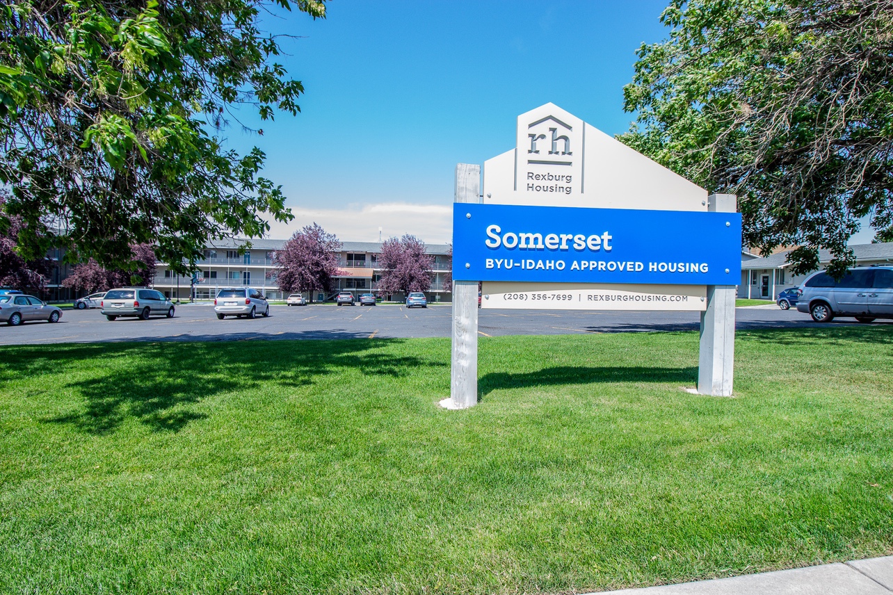 Somerset Sign