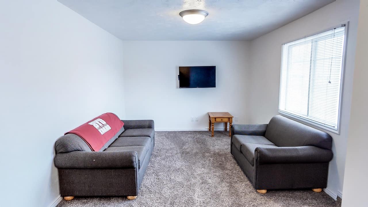 lounge room