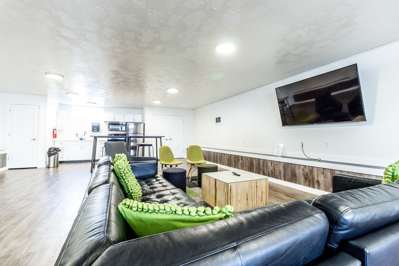 lounge room