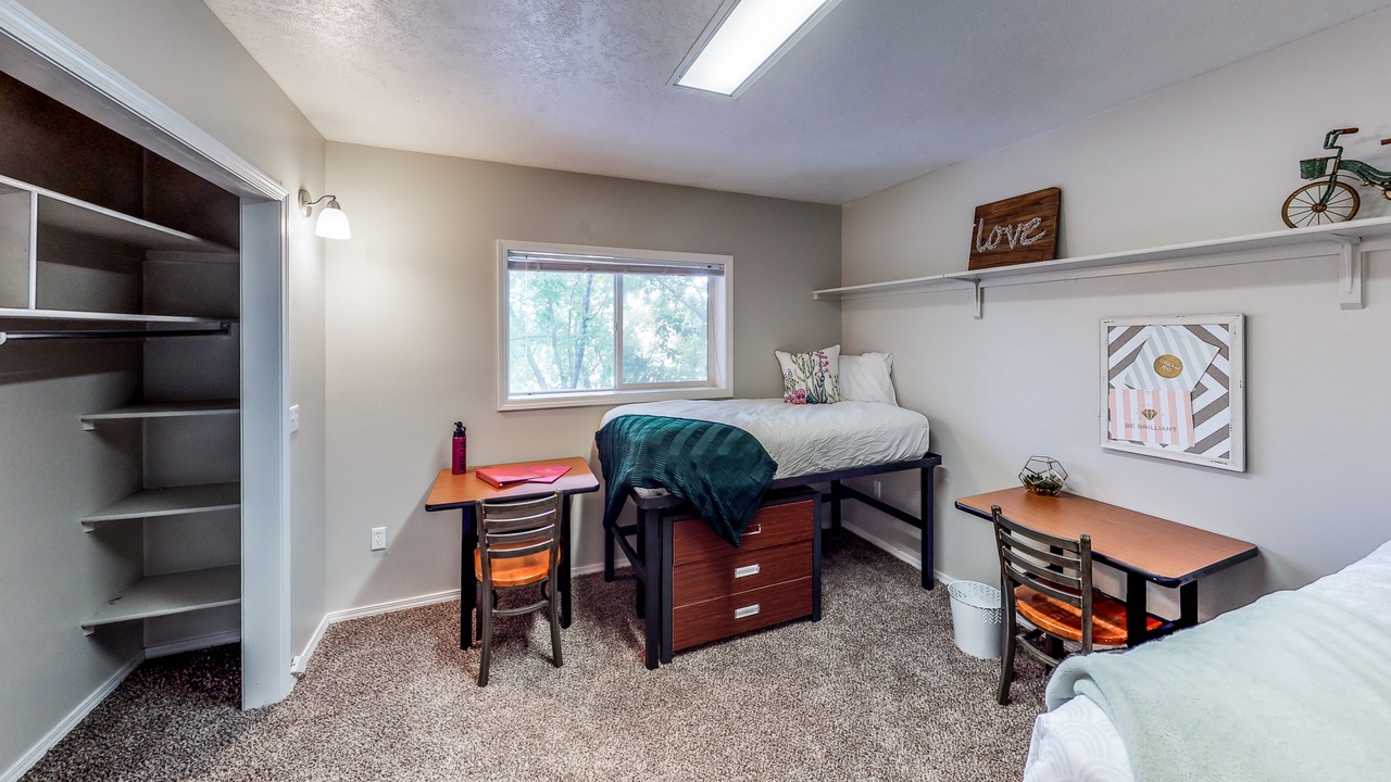 shared room closet