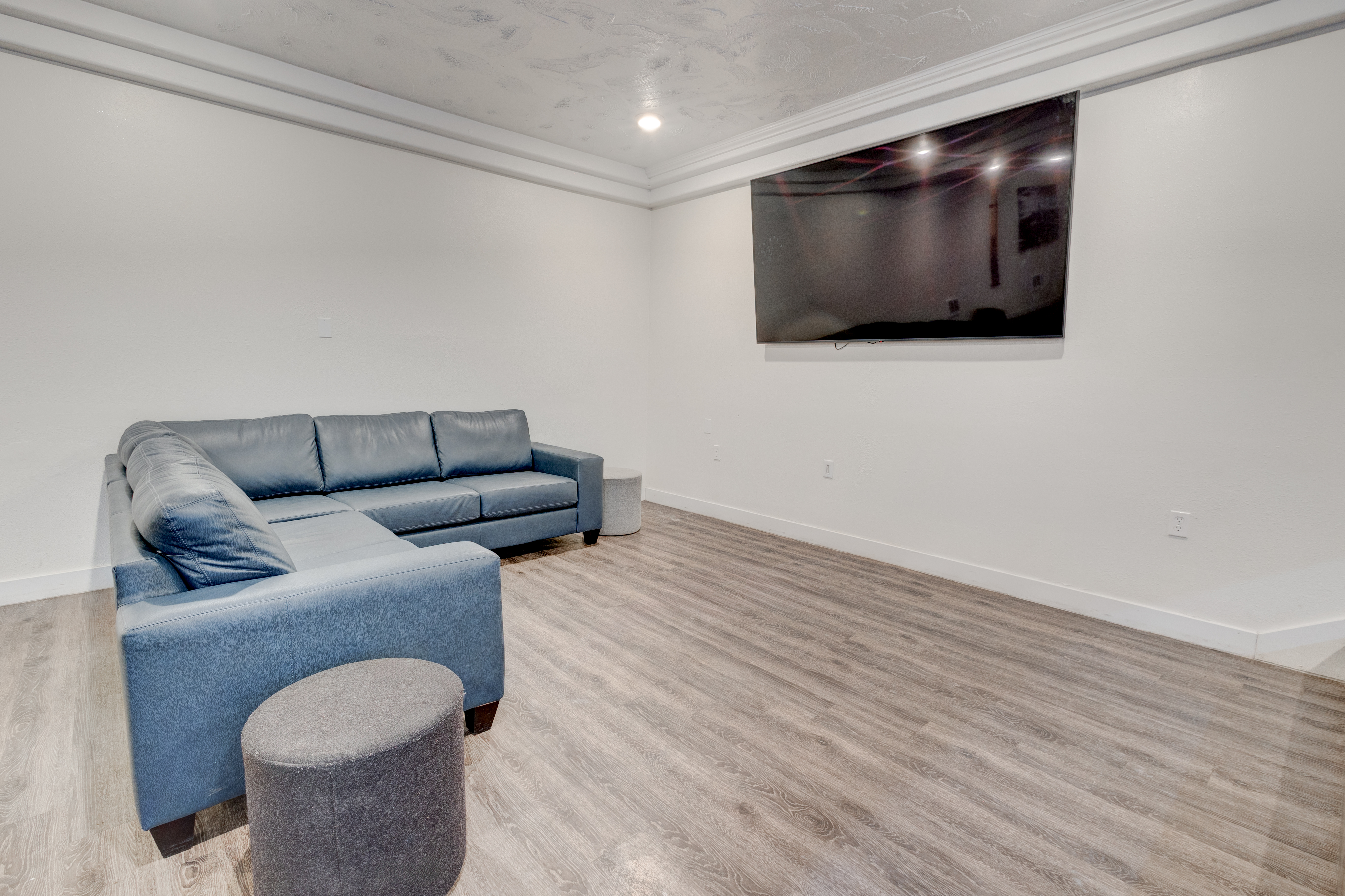 lounge with big screen TV