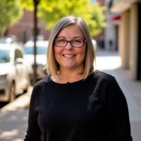 Lisa Elliot